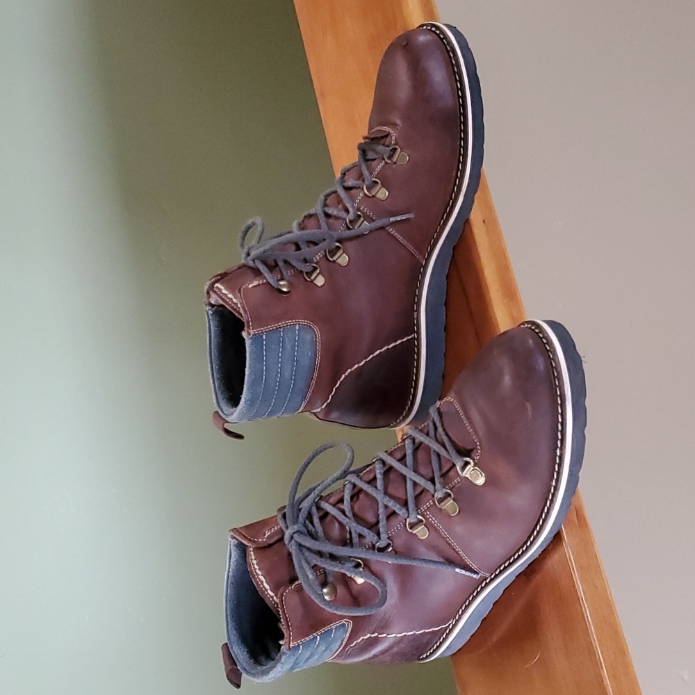Bata lace up boots - Picture 1 of 16